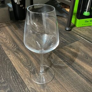 Wine glass 24